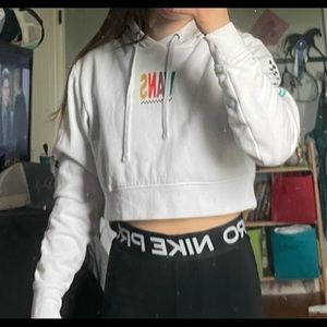 Super cute cropped vans hoodie